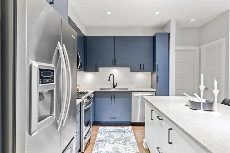 209 15185 36 AVENUE - photo 3 of 31