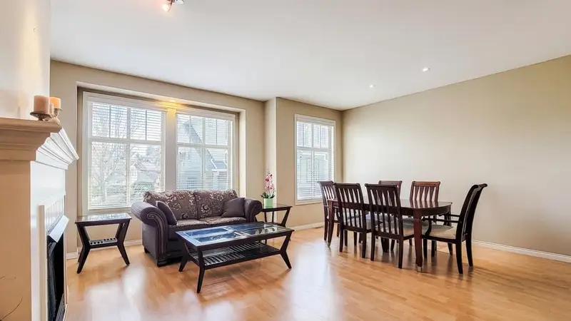 13 2133 151A STREET - photo 4 of 25