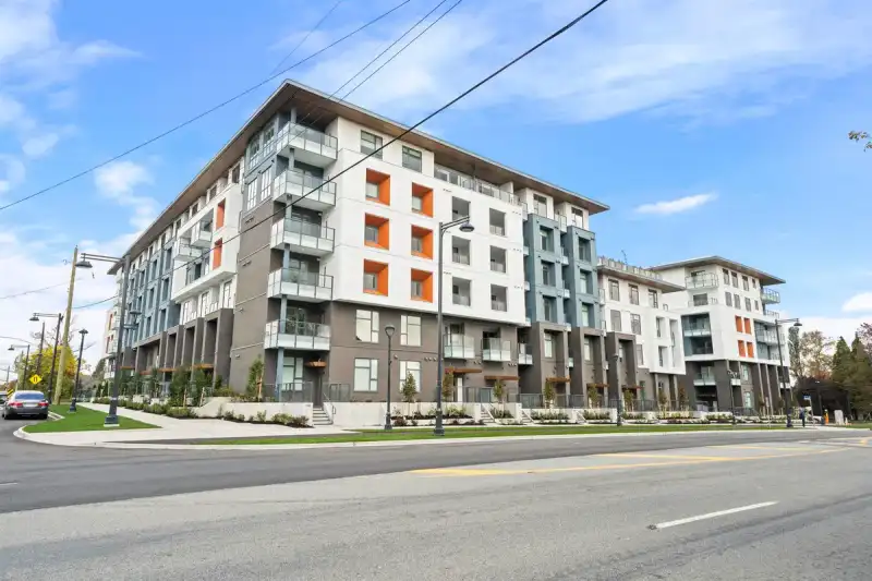 305 10828 139A STREET - photo 1 of 27