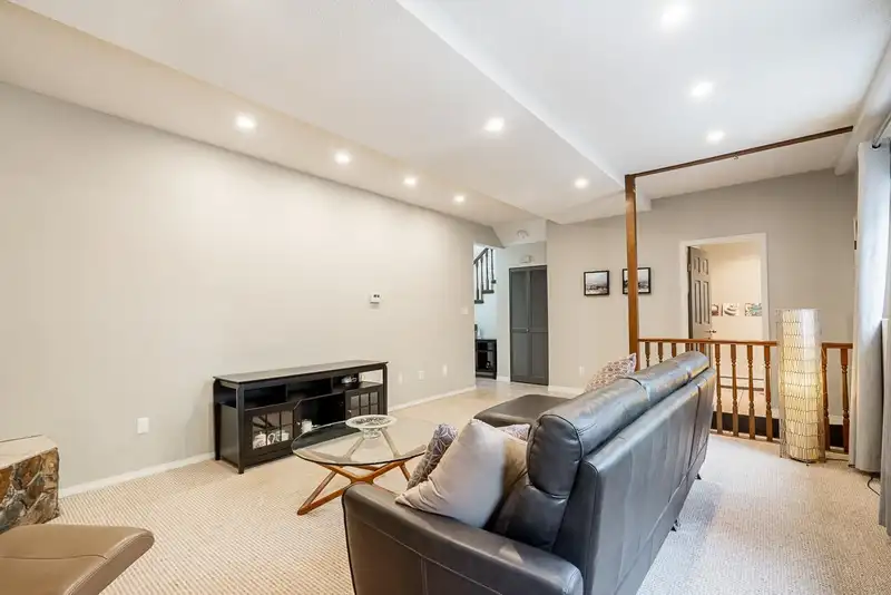 30 5216 201A STREET - photo 2 of 37