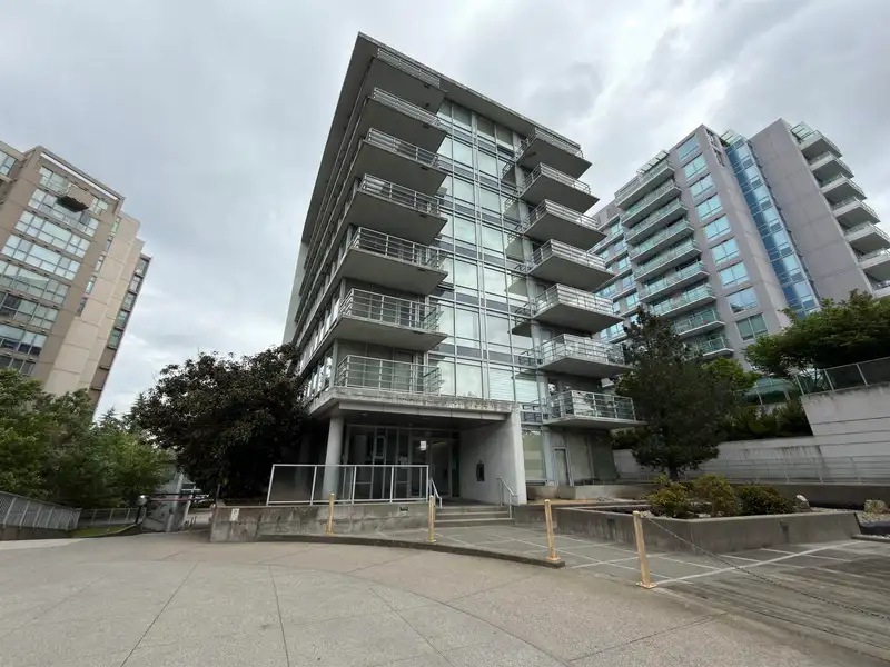 808 8280 LANSDOWNE ROAD - photo 1 of 22