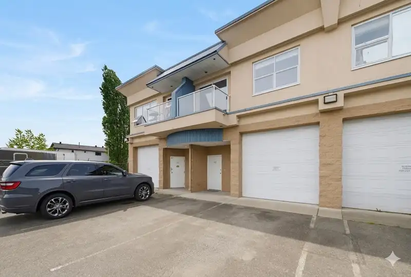 213 5678 199 STREET - photo 2 of 37