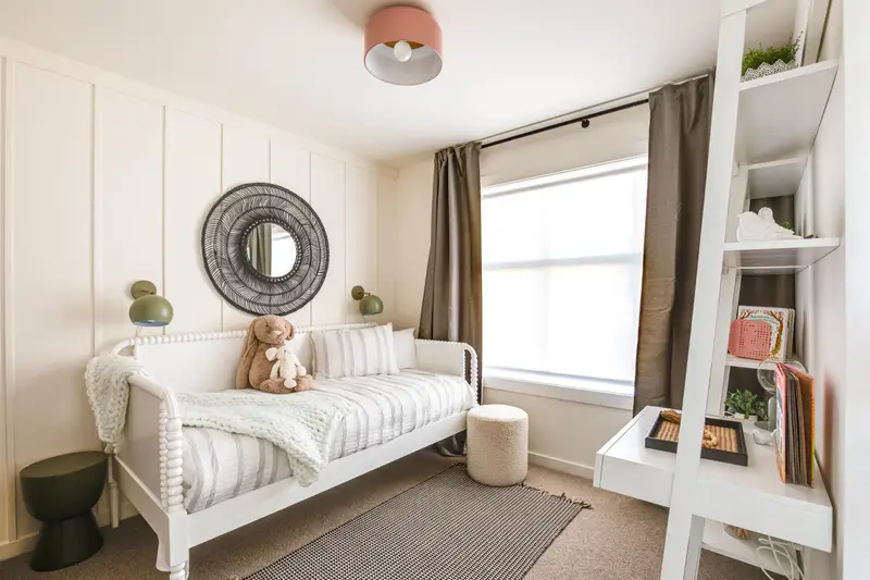 138 2350 165 STREET STREET - photo 2 of 11