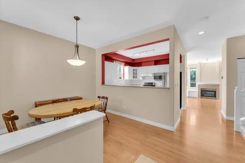 27 1506 EAGLE MOUNTAIN DRIVE - photo 2 of 34