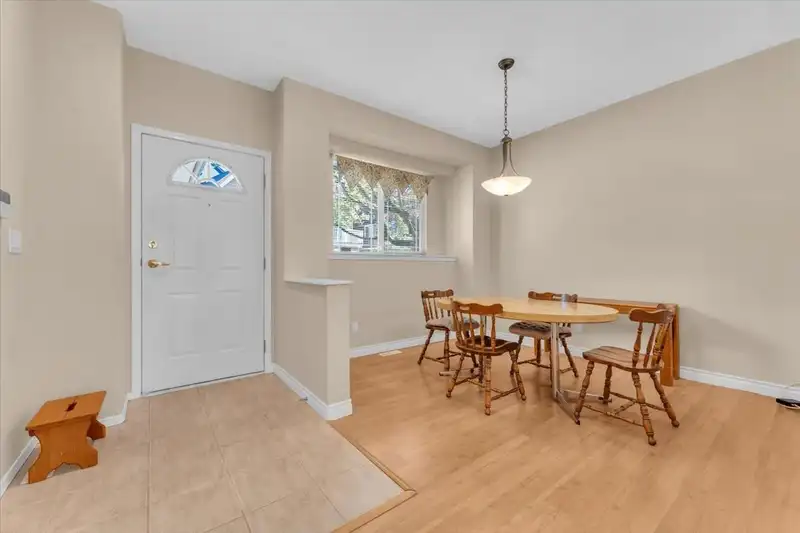 27 1506 EAGLE MOUNTAIN DRIVE - photo 3 of 34