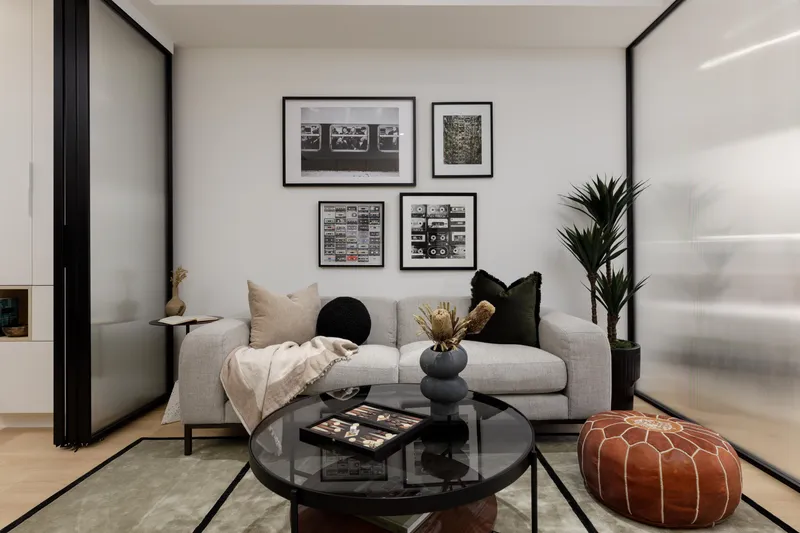 406 2471 SAINT GEORGE STREET - photo 4 of 25