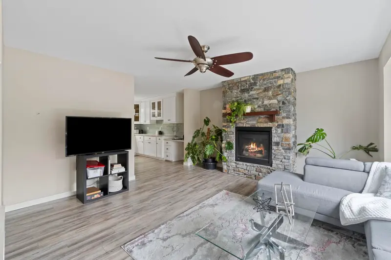 12326 234 STREET - photo 4 of 25