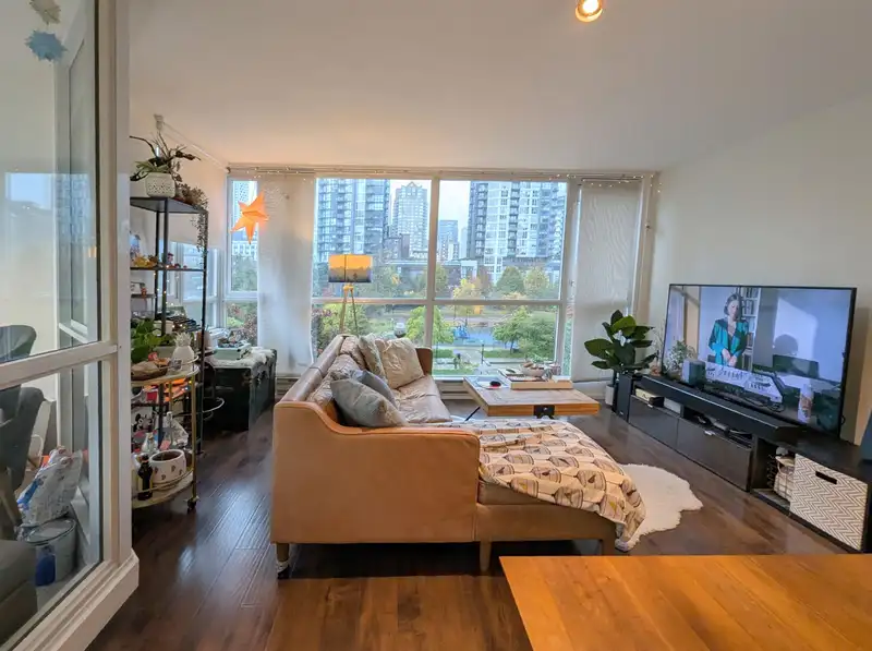 309 1188 RICHARDS STREET - photo 1 of 14
