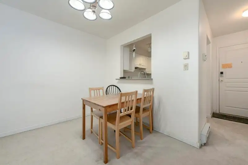 310 9979 140 STREET - photo 4 of 18