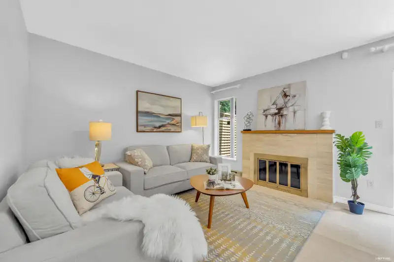 52 7740 ABERCROMBIE DRIVE - photo 4 of 36