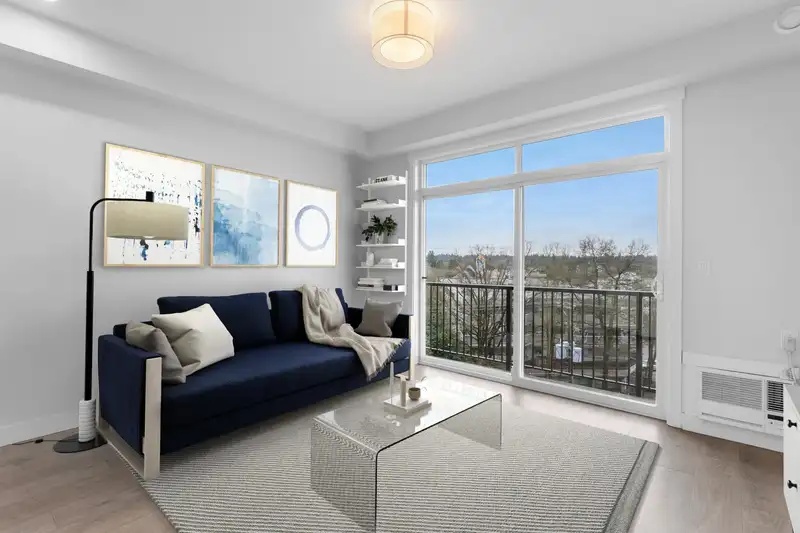 505 20696 EASTLEIGH CRESCENT - photo 1 of 31
