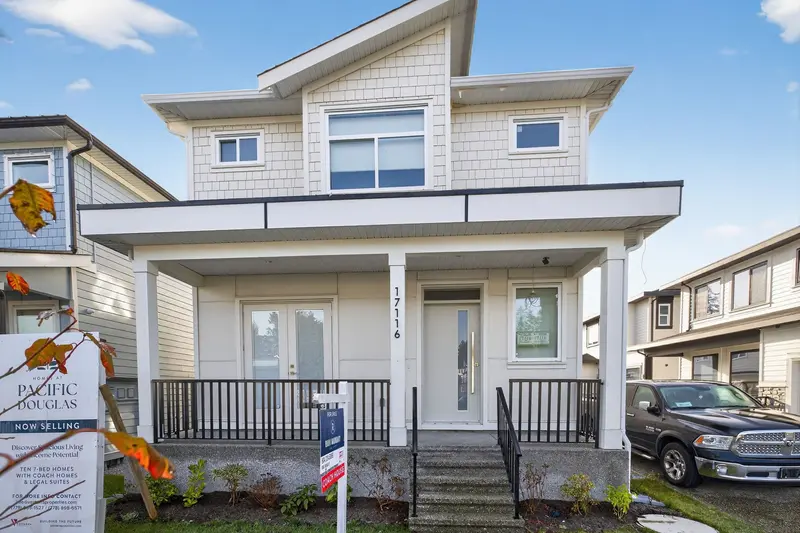 17116 1 AVENUE - photo 1 of 25