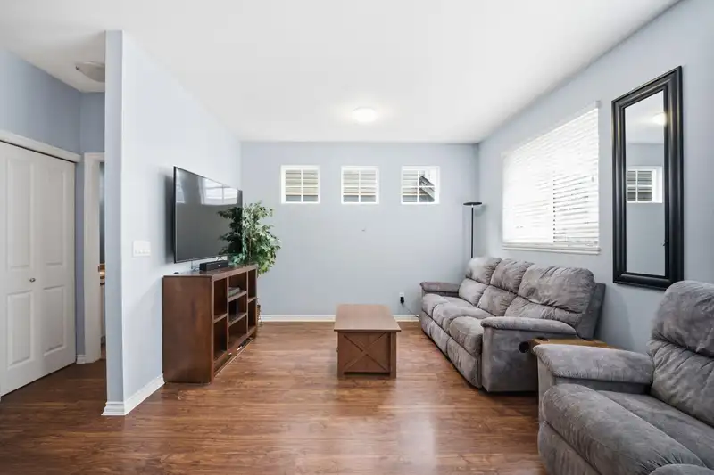 5 20582 67 AVENUE - photo 3 of 40