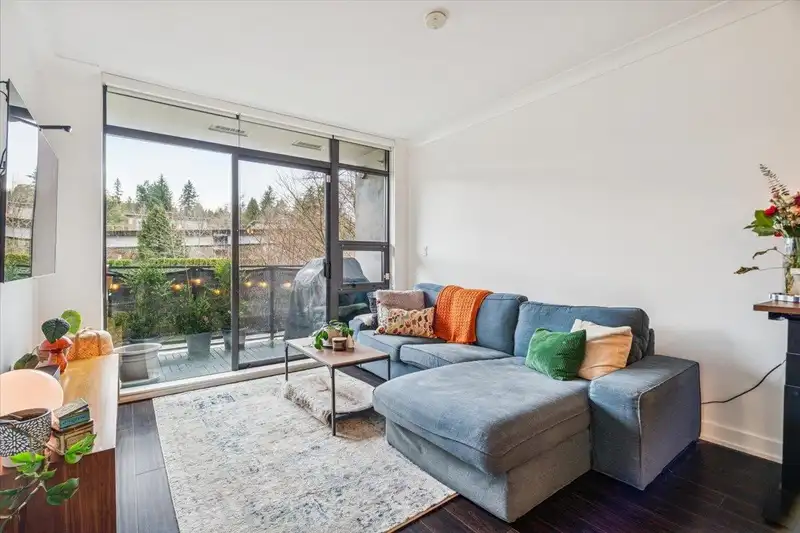 308 301 CAPILANO ROAD - photo 3 of 25