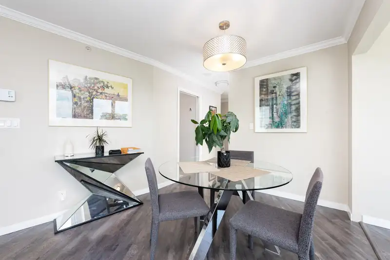 1606 33 SMITHE STREET - photo 4 of 23