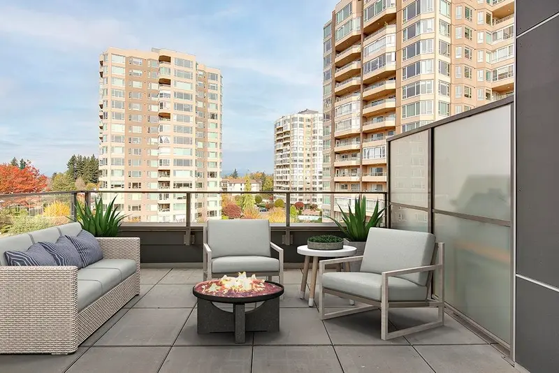 504 3080 GLADWIN ROAD - photo 1 of 25