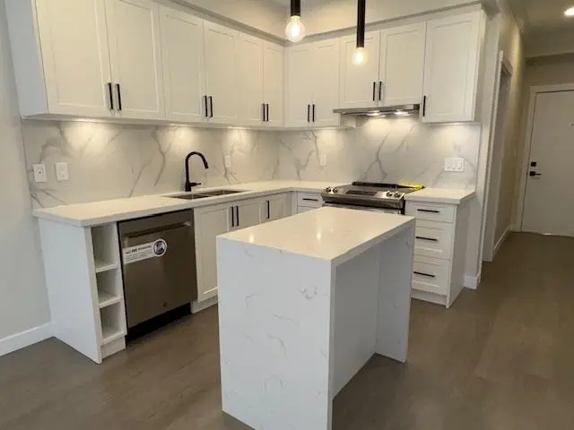 430 12109 223 STREET - photo 4 of 21