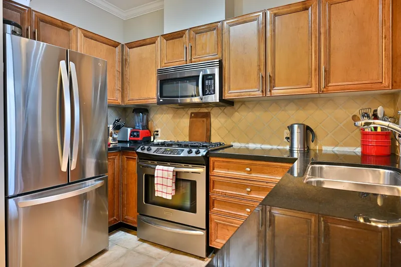 407 2175 SALAL DRIVE - photo 4 of 22