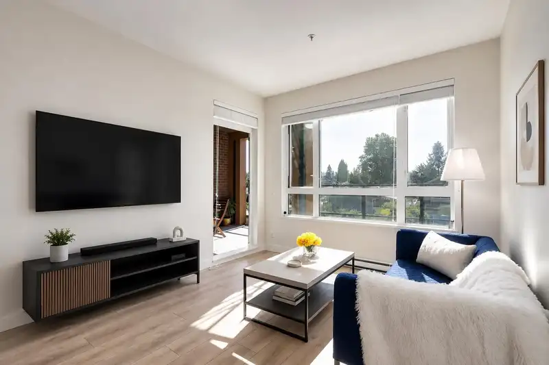 322 721 ANSKAR COURT - photo 1 of 19