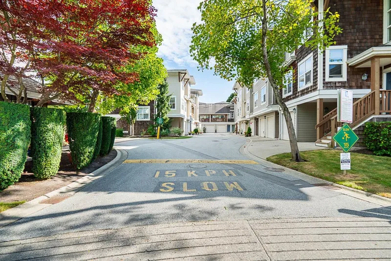 20 7111 LYNNWOOD DRIVE - photo 3 of 25