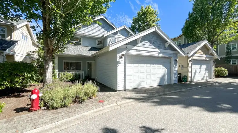 6 4791 STEVESTON HIGHWAY - photo 2 of 37