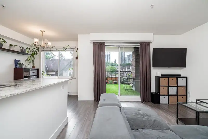 313 13883 LAUREL DRIVE - photo 4 of 28