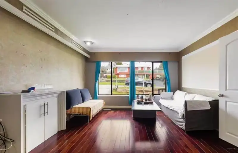 1150 MADORE AVENUE - photo 3 of 12
