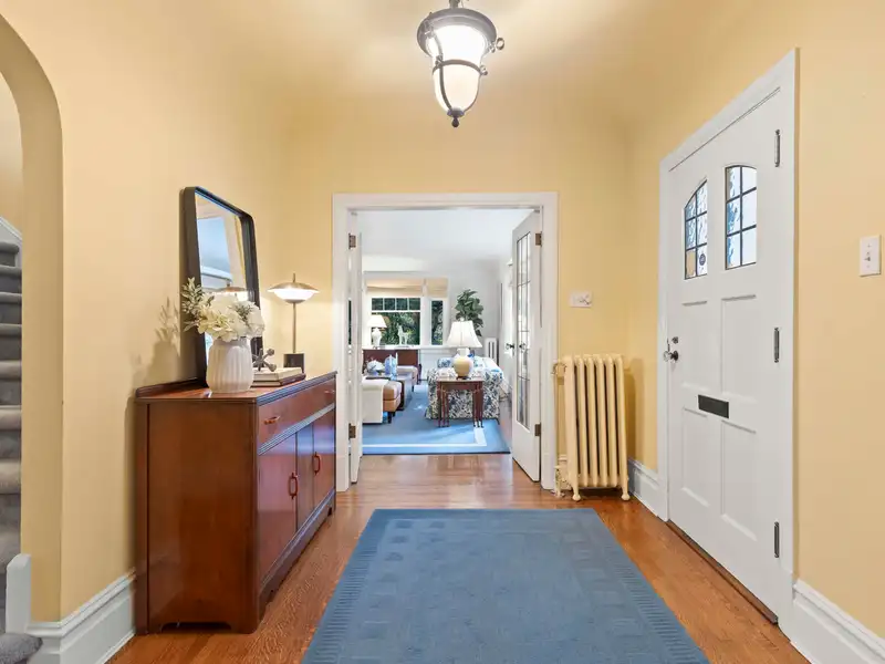 4388 ANGUS DRIVE - photo 4 of 25