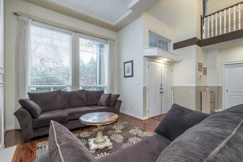 14463 73A AVENUE - photo 3 of 40