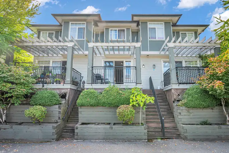 6 1010 EWEN AVENUE - photo 2 of 33