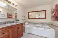 21480 18 AVENUE - thumbnail 25