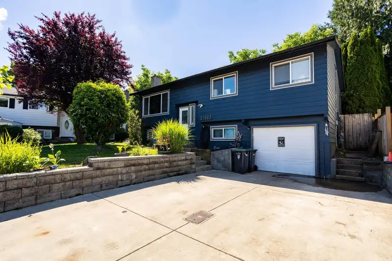 27582 31B AVENUE - photo 1 of 30