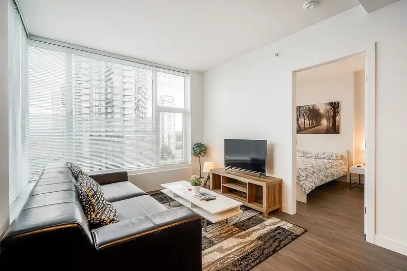 1404 13655 FRASER HIGHWAY - photo 1 of 40
