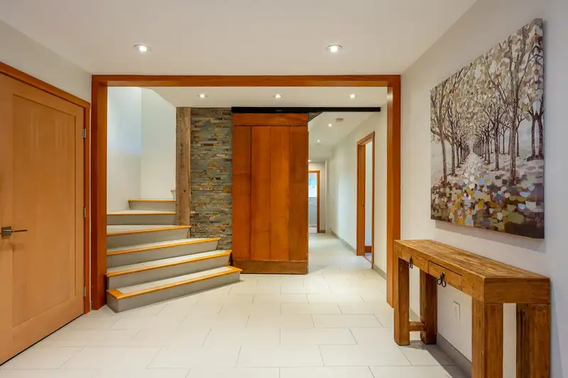 6444 TOAD HOLLOW - photo 2 of 32