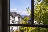 32 19451 SUTTON AVENUE - thumbnail 13