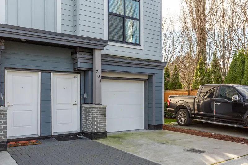 704 2267 MCKENZIE ROAD - photo 3 of 25