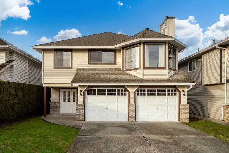 11601 MILLER STREET - photo 1 of 31