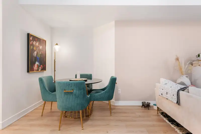 589 W 7TH AVENUE - photo 4 of 40