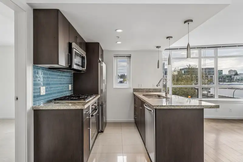 503 89 W 2ND AVENUE - photo 4 of 30