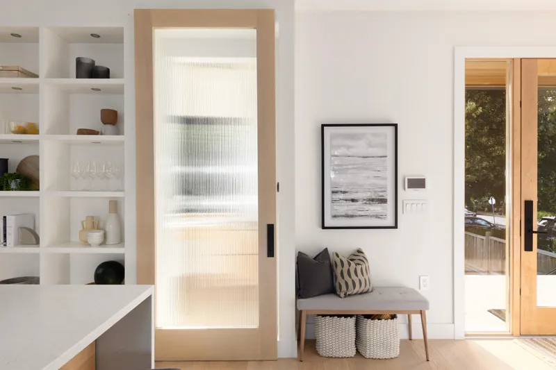 4626 WINDSOR STREET - photo 4 of 25