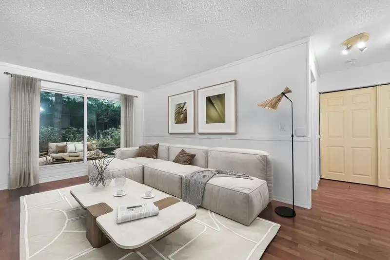 105 240 MAHON AVENUE - photo 1 of 18