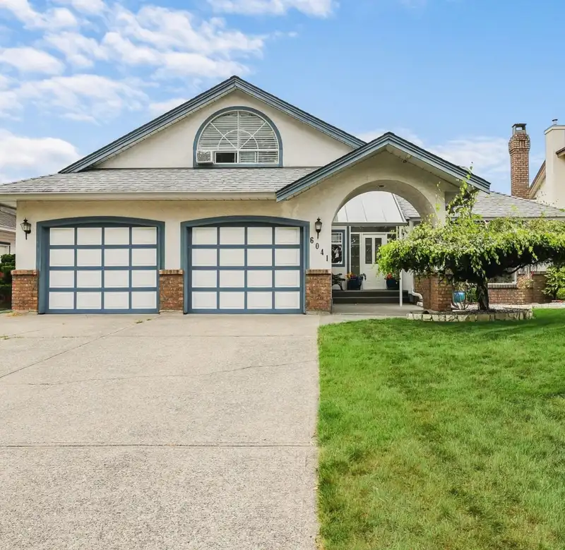 6041 186 STREET - photo 1 of 37