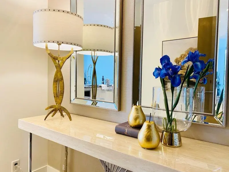 2801 680 SEYLYNN CRESCENT - photo 3 of 25