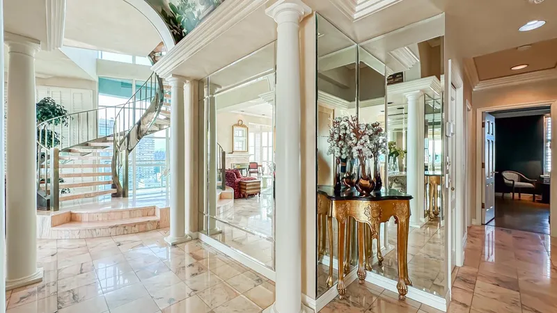 17 1861 BEACH AVENUE - photo 1 of 25