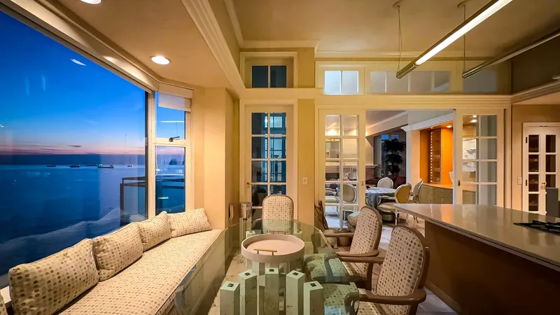 17 1861 BEACH AVENUE - photo 2 of 25