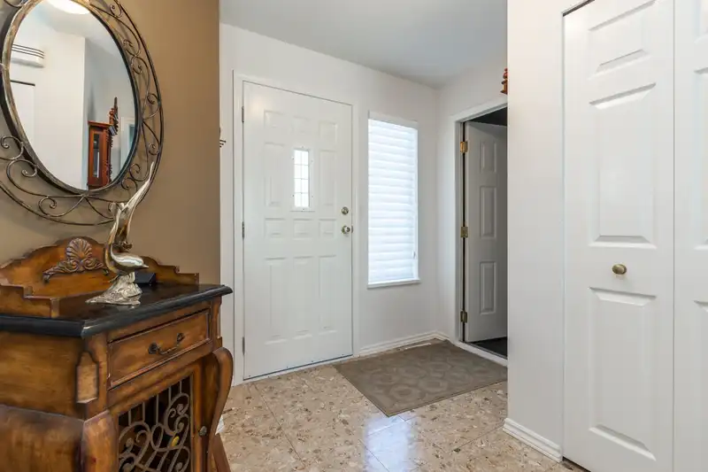 101 19649 53 AVENUE - photo 3 of 28