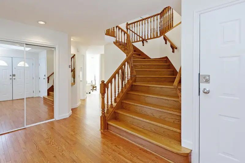 16546 N GLENWOOD CRESCENT - photo 3 of 40