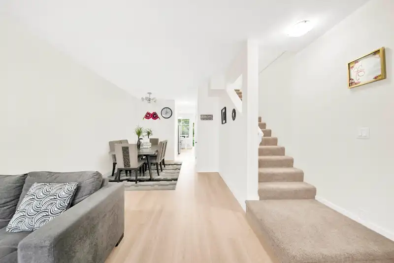 51 13899 LAUREL DRIVE - photo 2 of 35