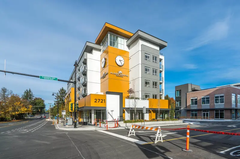 401 27215 ALDERGROVE TOWN CENTRE DRIVE - photo 2 of 25