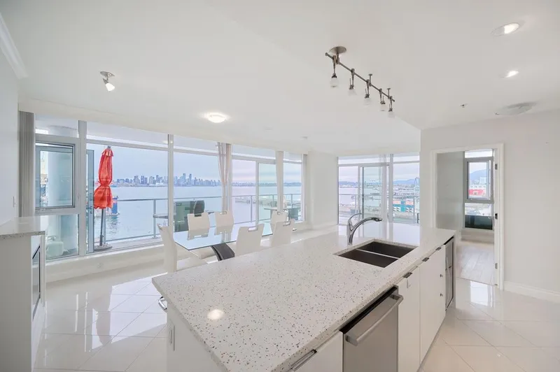 401 199 VICTORY SHIP WAY - photo 2 of 25